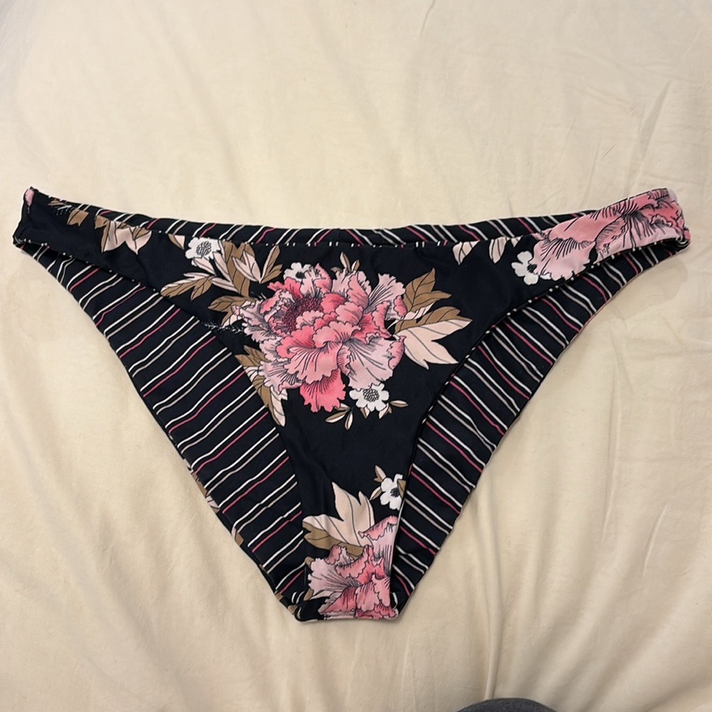 Billabong bikini - Picture 8 of 9